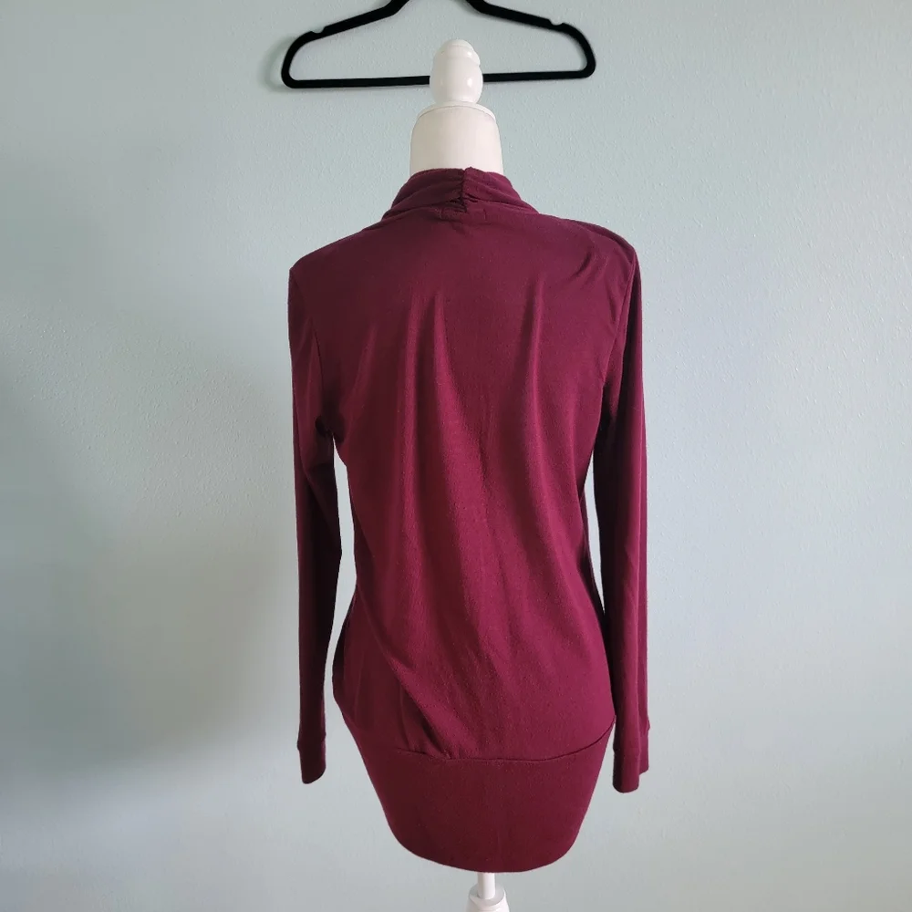 ‼️SOLD‼️Burgundy Cardigan sweater - Picture 3 of 4